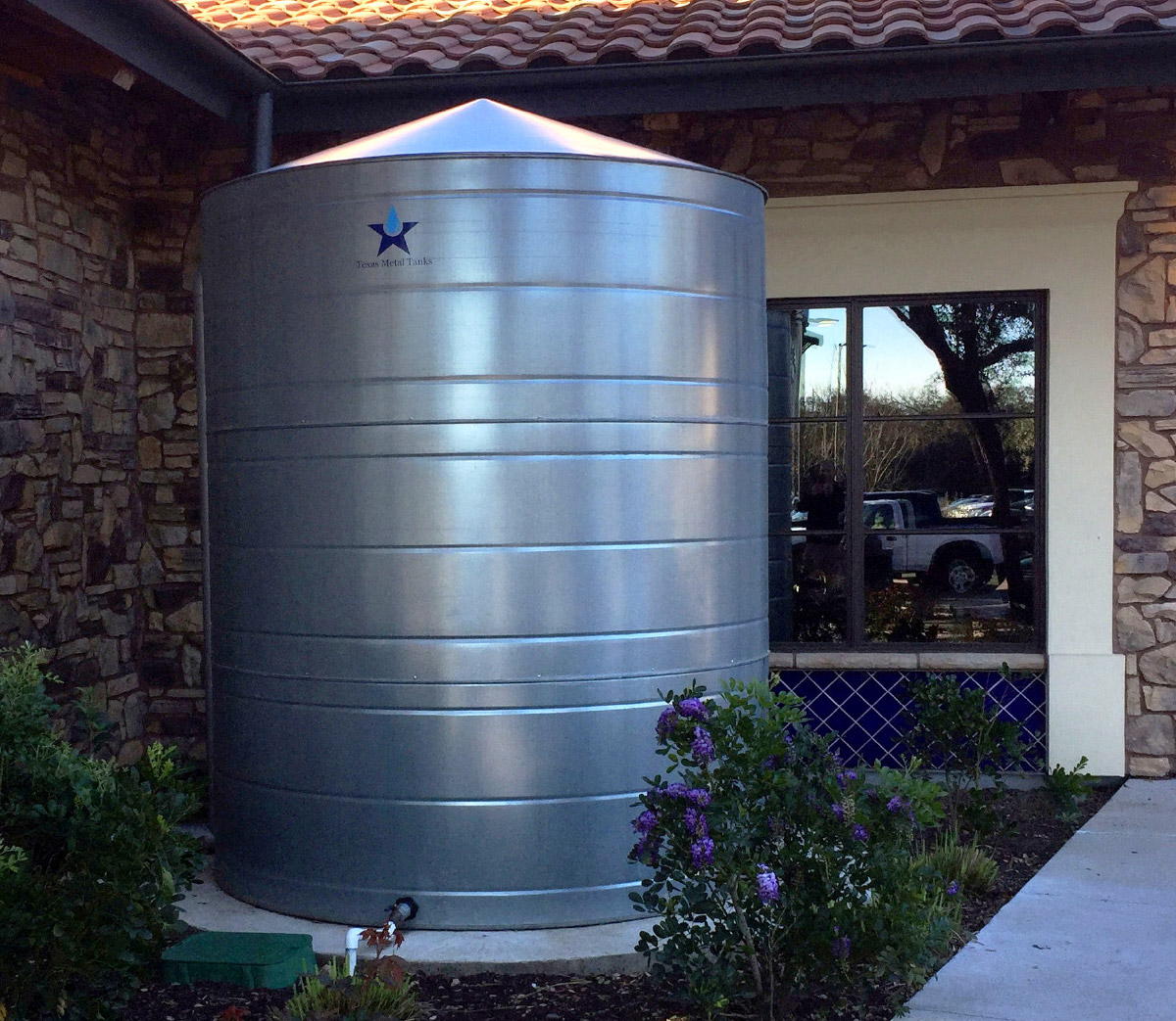 commercial-rainwater-tank